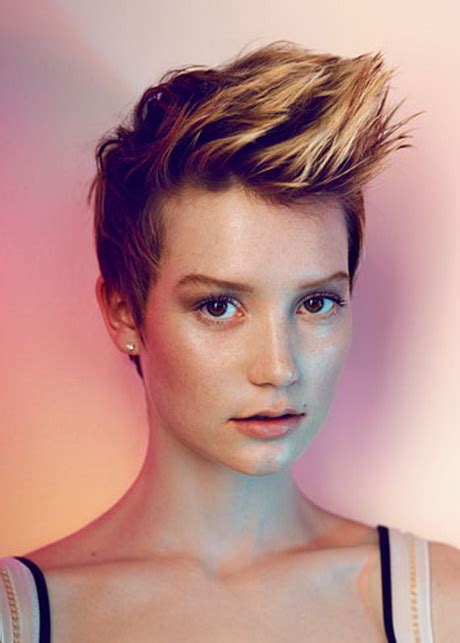 lesbian short hair|The Lesbian Haircut Guide